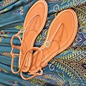 Beautiful New Tory Burch Leather Sandals